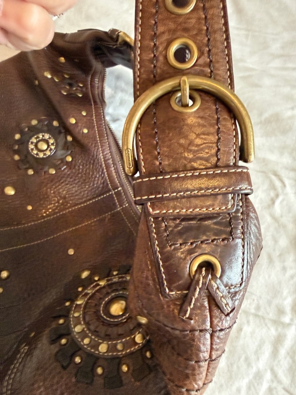 Vintage Y2K Authentic Coach SoHo Boho Studded Leather Hobo Bag - Picture 16 of 16